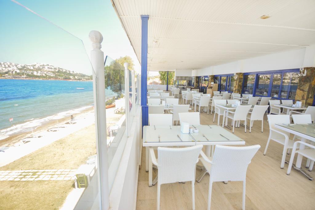 Club Blue White All Inclusive ทูร์กุทริส ภายนอก รูปภาพ