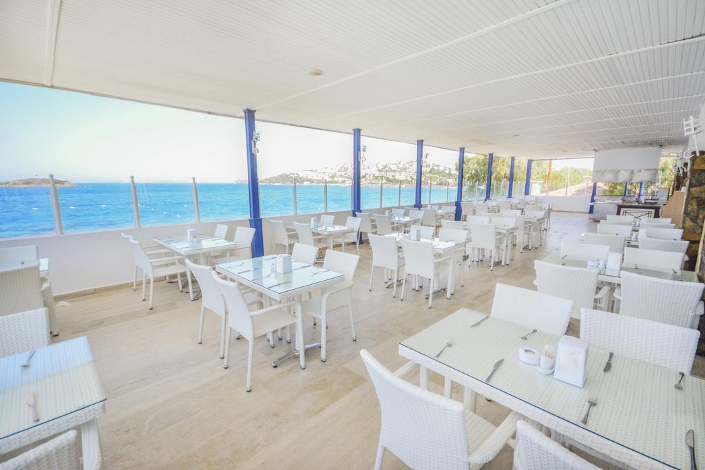 Club Blue White All Inclusive ทูร์กุทริส ภายนอก รูปภาพ
